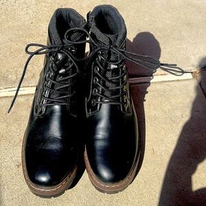 Men’s Madden NYC. Black boots